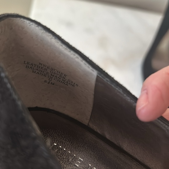 Nine West Suede Peep-Toe Pumps, size 8 1/2, new without box - Picture 7 of 7